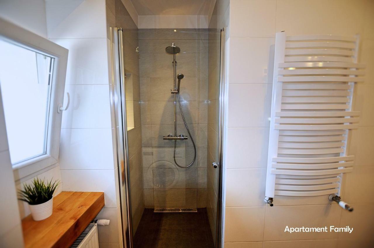 Bialy Dom - 2 Bedrooms Katowice Luaran gambar