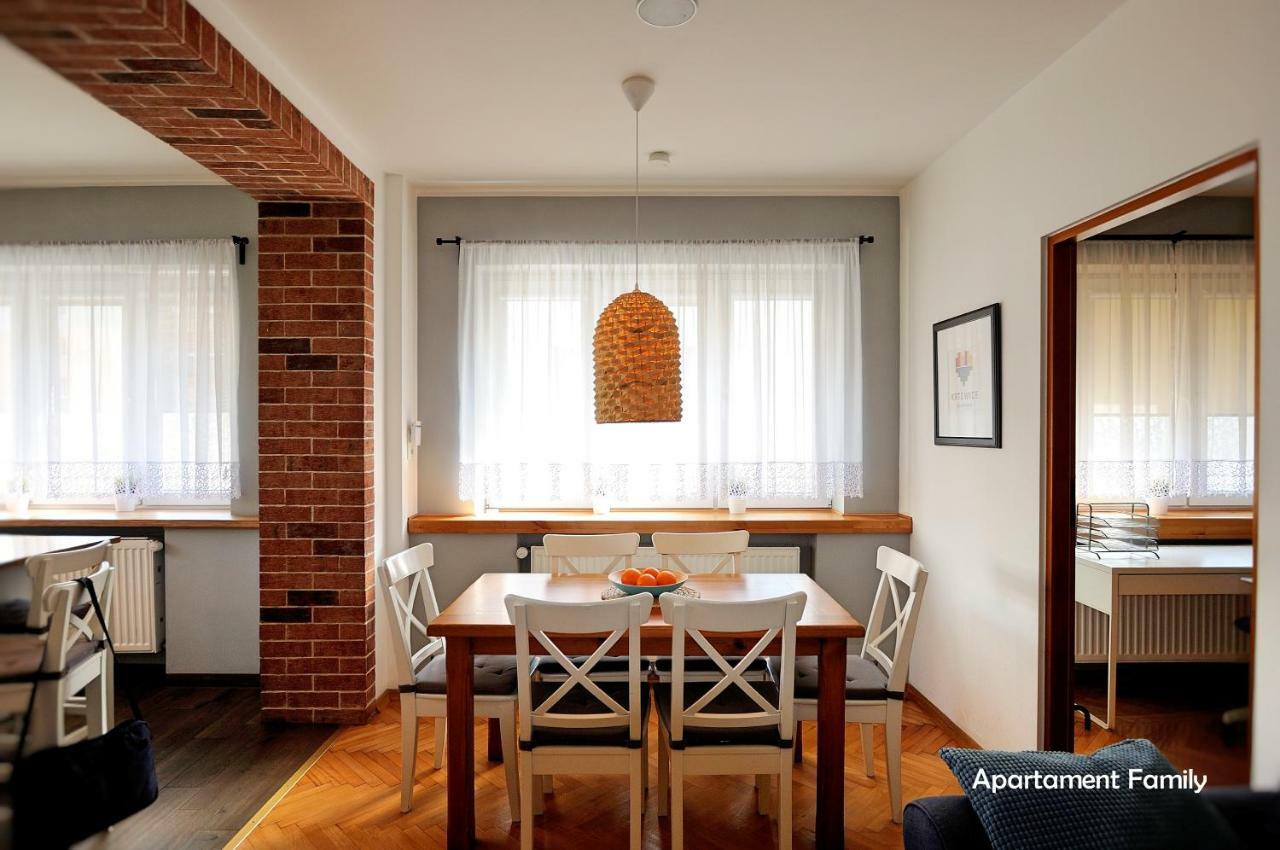 Bialy Dom - 2 Bedrooms Katowice Luaran gambar