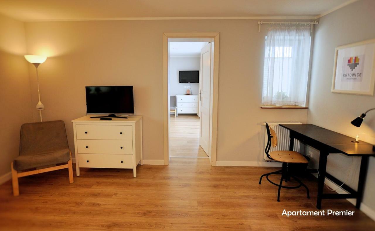Bialy Dom - 2 Bedrooms Katowice Luaran gambar