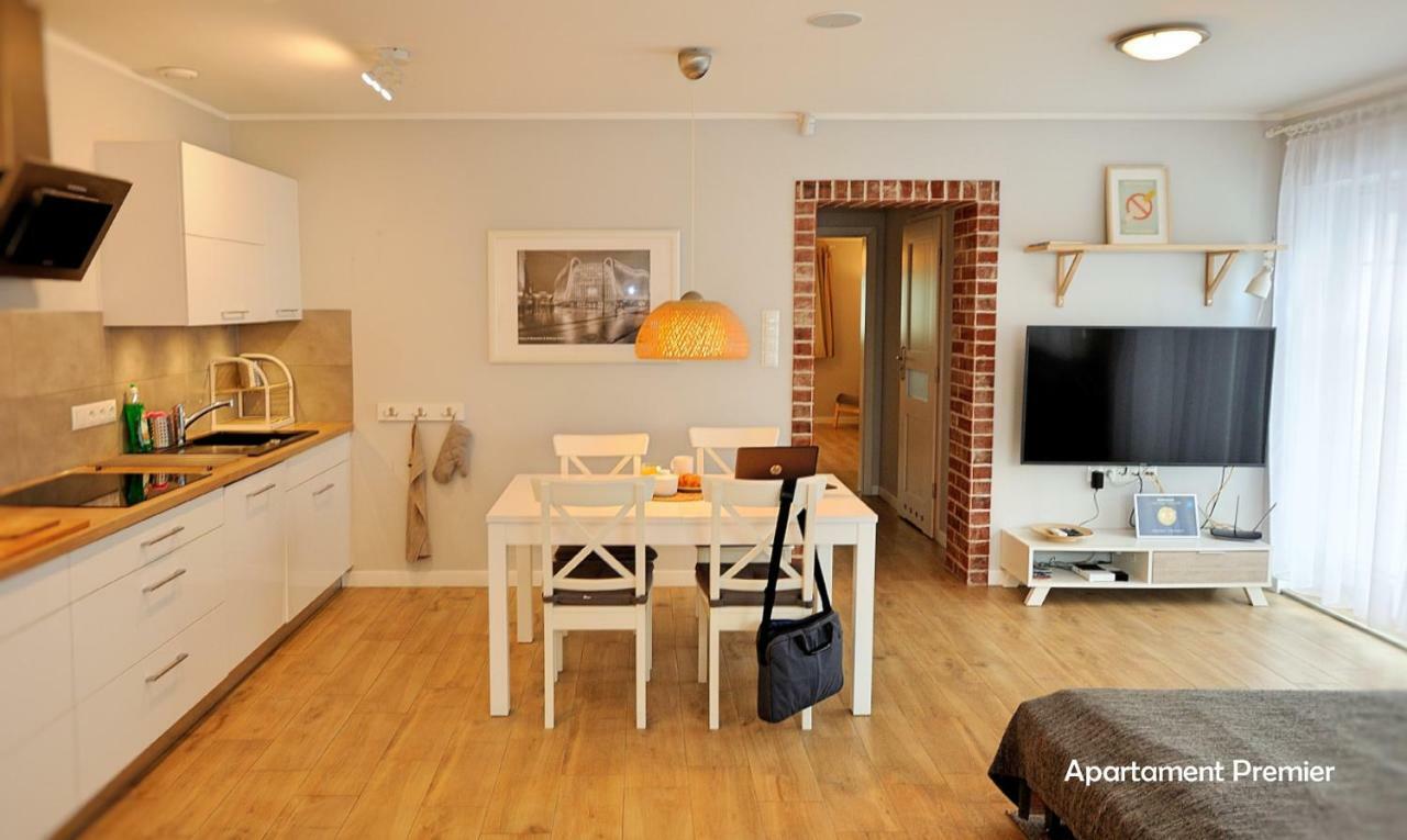 Bialy Dom - 2 Bedrooms Katowice Luaran gambar