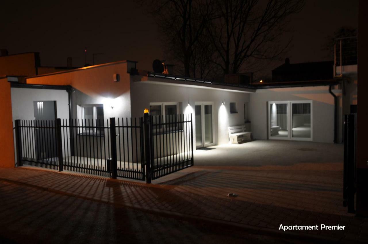 Bialy Dom - 2 Bedrooms Katowice Luaran gambar