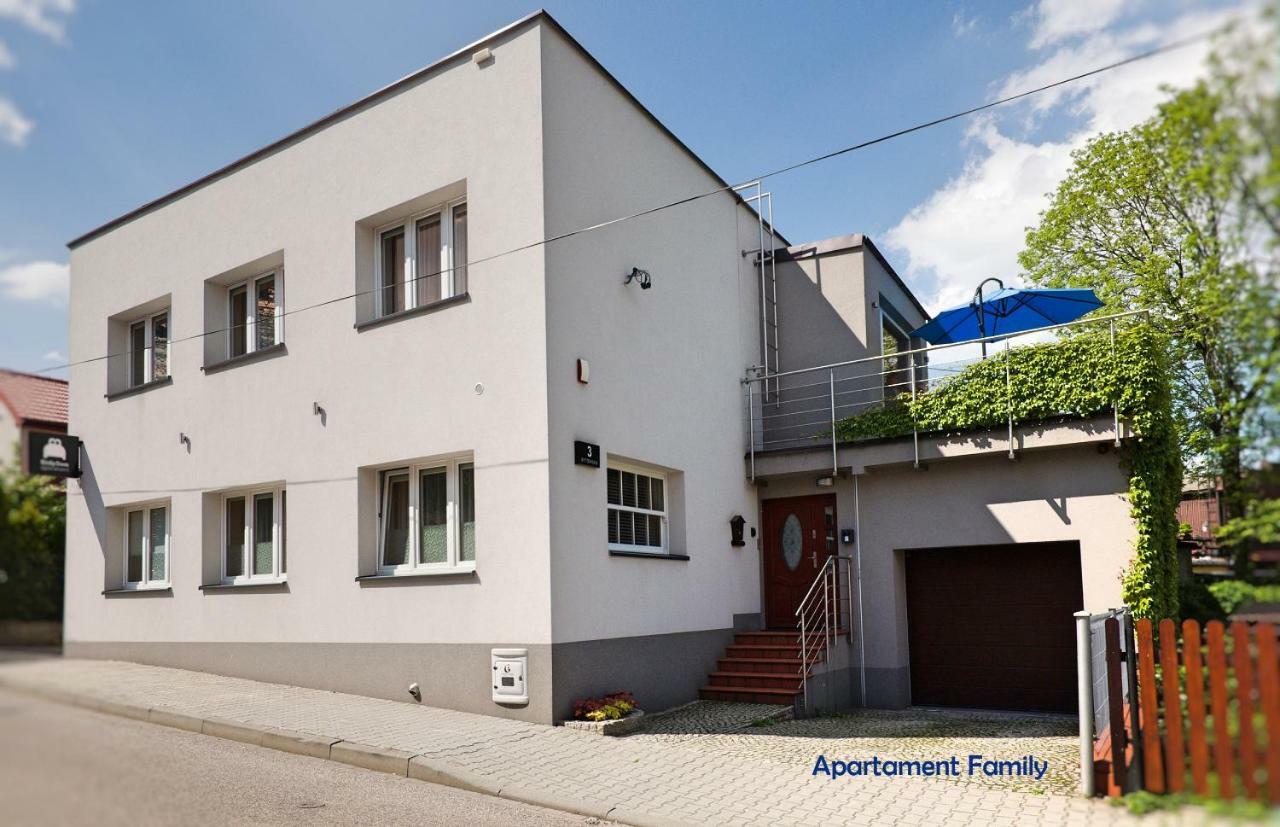 Bialy Dom - 2 Bedrooms Katowice Luaran gambar